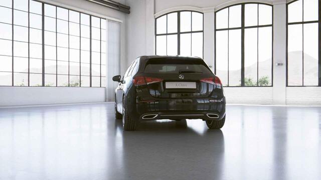 Mercedes-Benz A-KLASSE 250 4MATIC Premium Plus | Burmester | Panoramadak | Leer pakket | Memory | Headup | Stoelventilatie | Sfeerverlichting | 360 graden camera |