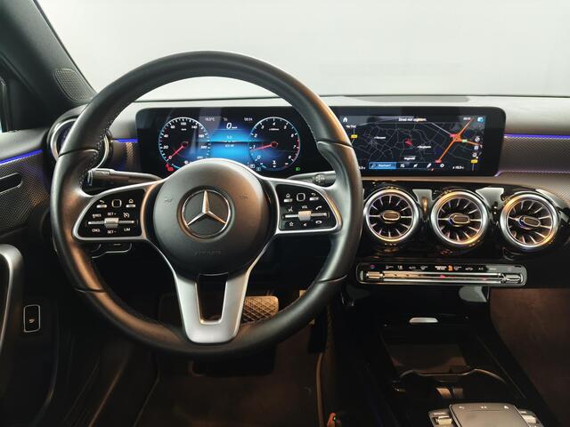 Mercedes-Benz A-KLASSE 180 Business Solution Luxury | elektrisch glazen panorama-dak | electronic climate controle |