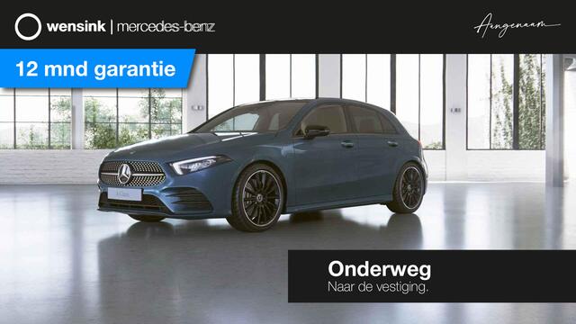 Mercedes-Benz A-KLASSE 220 Launch Edition Premium | AMG | Night | Panoramdak | Sfeerverlichting | Achteruitrijcamera | Stoelverwarming |