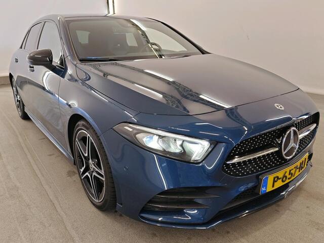 Mercedes-Benz A-KLASSE 180 Business Solution AMG 1e Eigenaar | Volledig Onderh | BTW | NAP | Widescreen | Stoelverwarming | Carplay | Camera | Sfeer | Navi | Climate | Keyless | Bots | PDC