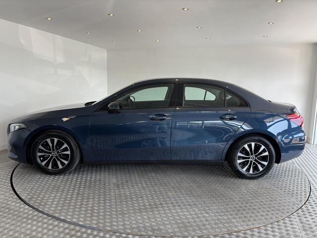 Mercedes-Benz A-KLASSE 180 Business Solution