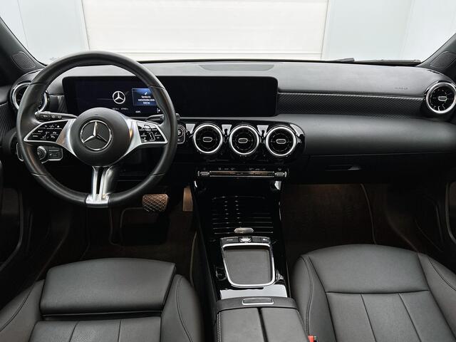 Mercedes-Benz A-KLASSE 180 Business Line Inclusief 24 maanden MB Certified garantie voor Europa.