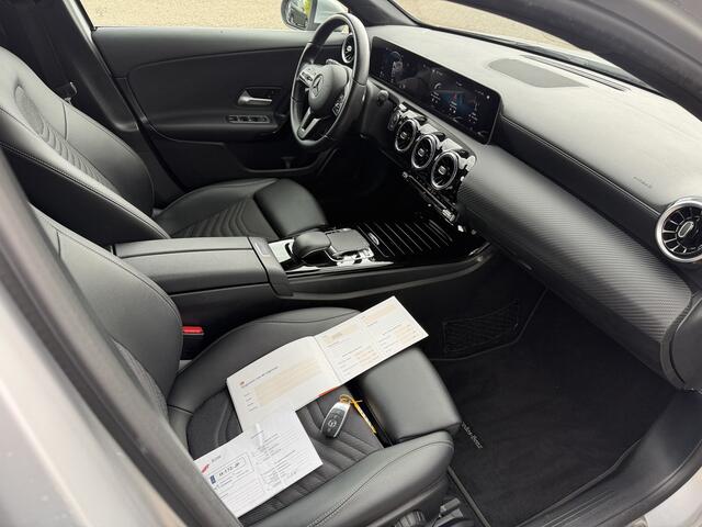 Mercedes-Benz A-KLASSE 200 Business Solution Carplay/Cam/Halfleer/Navi