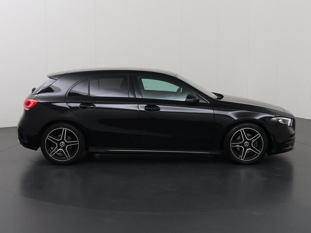 Mercedes-Benz A-KLASSE 160 Business Solution AMG | Night | Widescreen | Stoelverwarming | Sfeerverlichting |