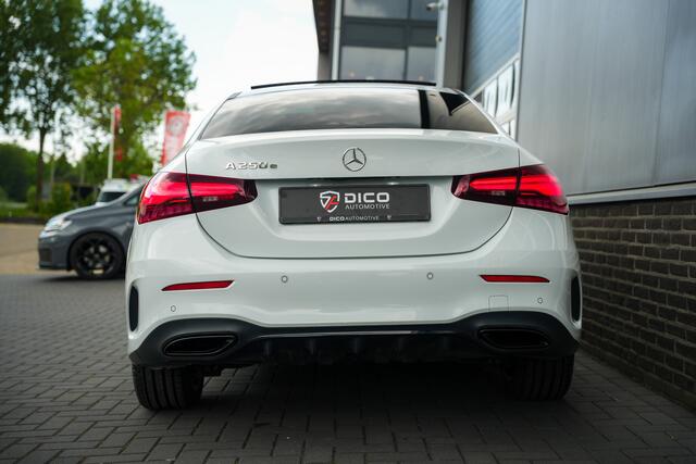 Mercedes-Benz A-KLASSE 250 e Business Solution AMG-Sportpakket / Matrix-HD/ Adapt.Cruise/ HUD/ 360-Camera/ Amb-Verl/ Memory/ Stoeverw./ 18''LMV