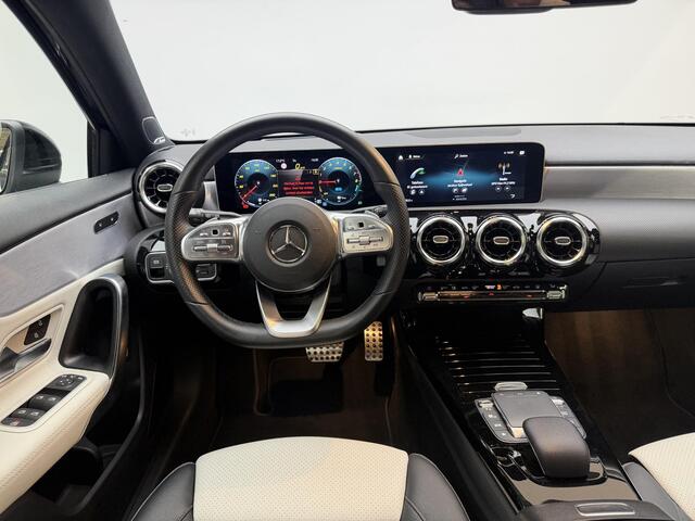 Mercedes-Benz A-KLASSE 250 e Advantage | AMG pakket | Burmester | Head up display | Leer | Carplay