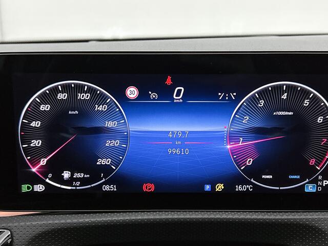 Mercedes-Benz A-KLASSE 180 AMG Line | AMG-Line interieur | AMG-Line Exterieur | 360 Camera | Memory Seats | Panorama Schuifdak | Sfeerverlichting | Inclusief 24 maanden MB Certified garantie voor Europa.