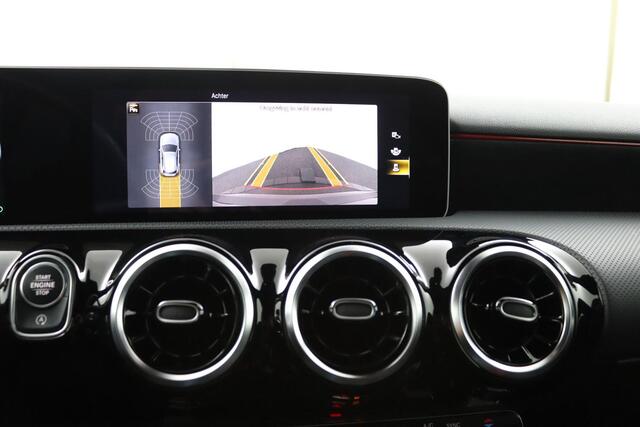 Mercedes-Benz A-KLASSE 180 Business Solution AMG*NAVI*CAM*CRUISE*LED*TEL*
