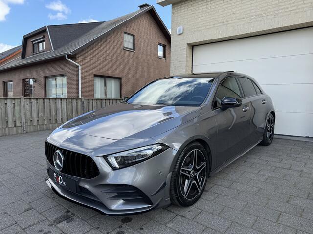 Mercedes-Benz A-KLASSE 250e AMG Aut Panoramadak Nightpakket Widescreen AmbientLight Keyless SportLeder Led Camera 18" Pdc