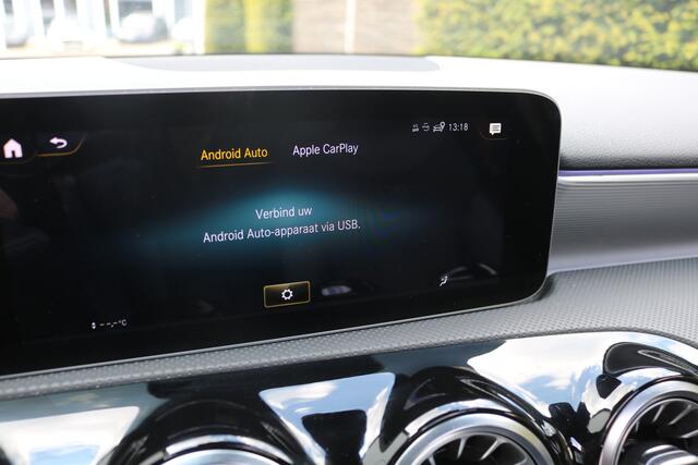 Mercedes-Benz A-KLASSE AMG 35 4MATIC AMG NightPakket (Panoramadak Sportleder/Memory Carplay Burmester 360Camera Sfeer Keyless Distronic Multibeam 19InchAMG)
