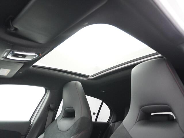 Mercedes-Benz A-KLASSE A220 AMG