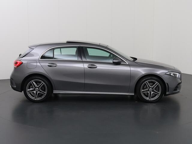 Mercedes-Benz A-KLASSE 250 e AMG Line | Panoramadak | Achteruitrijcamera | Stoelverwarming | Widescreen |