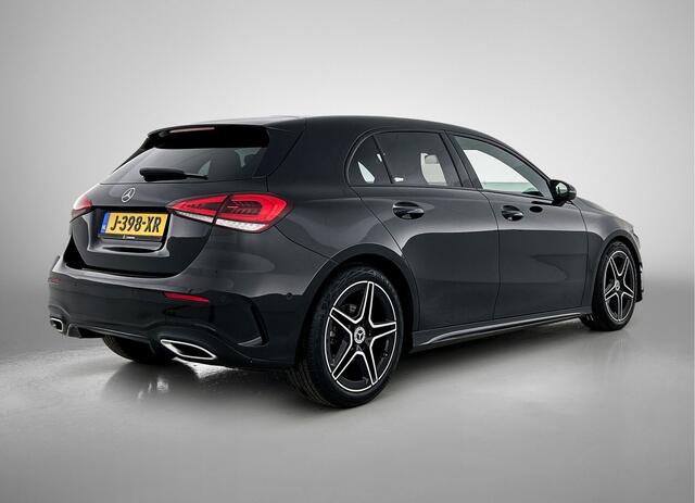 Mercedes-Benz A-KLASSE 160 Business Solution AMG Nightpakket | Trekhaak | Sfeerverlichting | Augmented Reality | Led | Parkeerpakket met Camera | Inclusief 24 maanden Mercedes-Benz Certified garantie voor Europa.