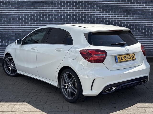 Mercedes-Benz A-KLASSE 180 Business Solution AMG | AMG-Line | Sportstoelen | Stoelverwarming | Navigatie | Achteruitrijcamera | Parkeersensoren | Lichtmetalen Velgen 18 inch | LED Koplampen
