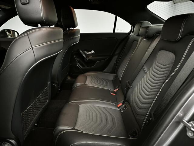 Mercedes-Benz A-KLASSE 180 Business Solution |