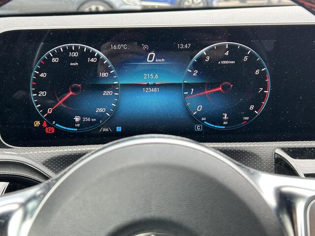 Mercedes-Benz A-KLASSE 160 Business Solution AMG | Navigatie | Camera | Climate Control | Cruise Control |