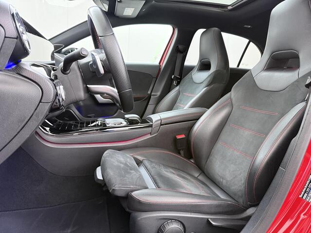 Mercedes-Benz A-KLASSE 200 Business Solution AMG Styling Panoramadak HUD Burmester Camera Sfeerverlichting Automaat
