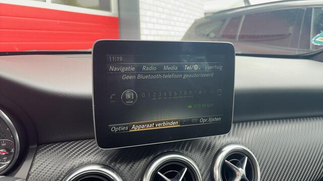 Mercedes-Benz A-KLASSE 180 Business Solution AMG AUTOMAAT / FULL LED / STOELVERW / CAMERA / NAVI / AIRCO / PDC / BLUETOOTH / NL-AUTO