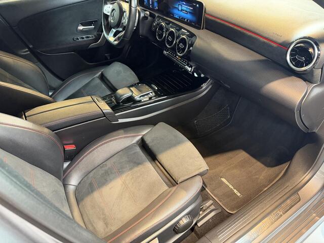 Mercedes-Benz A-KLASSE 200 Premium Plus AUTOMAAT| CAMERA| NAVIGATIE| SPORT INTERIEUR| AIRCO/ECC| CRUISECONTROL| PARKEERSENSOREN