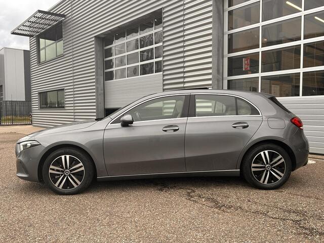 Mercedes-Benz A-KLASSE 250 e | Beige leder | Panoramadak | Apple CarPlay | Sfeerverlichting