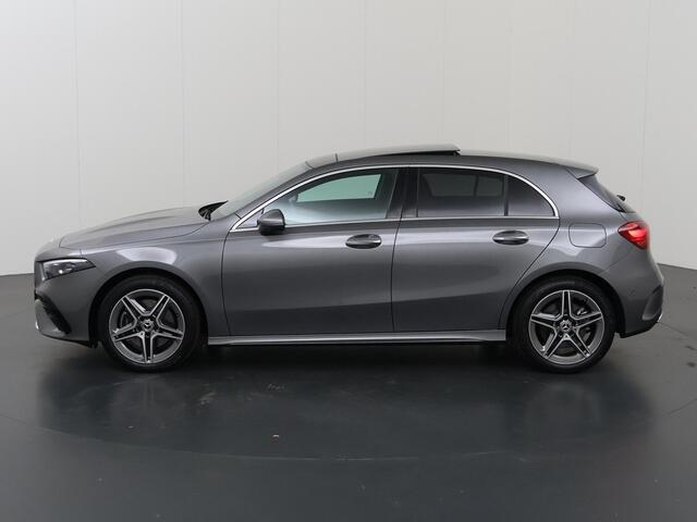 Mercedes-Benz A-KLASSE 250e Business Solution AMG | Panoramaschuifdak | Premium Plus | Head-up display | Dodehoekassistent |
