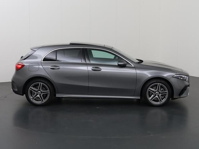 Mercedes-Benz A-KLASSE 250e Business Solution AMG | Panoramaschuifdak | Premium Plus | Head-up display | Dodehoekassistent |