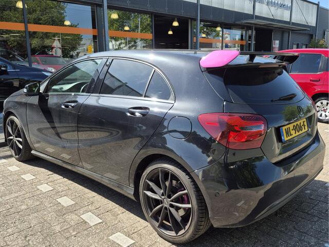 Mercedes-Benz A-KLASSE BWJ 2017 | 180 d Business Solution | CLIMA | NAVI | CAMERA A | SPORSTOELEN | LEDER/STOF | PDC 2X | LED/XENON | AMG SPOILER | DONKER GLAS |