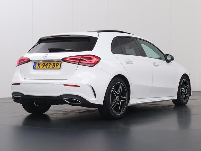 Mercedes-Benz A-KLASSE 180 Business Solution AMG | Night | Panoramadak | Trekhaak | Keyless | Memory | Premium Sound | Multibeam | Widescreen |