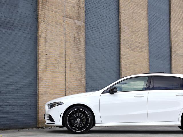 Mercedes-Benz A-KLASSE 250 e AMG Line Pano | Sfeerverlichting | ACC | Night Pack | 19" AMG Zwart