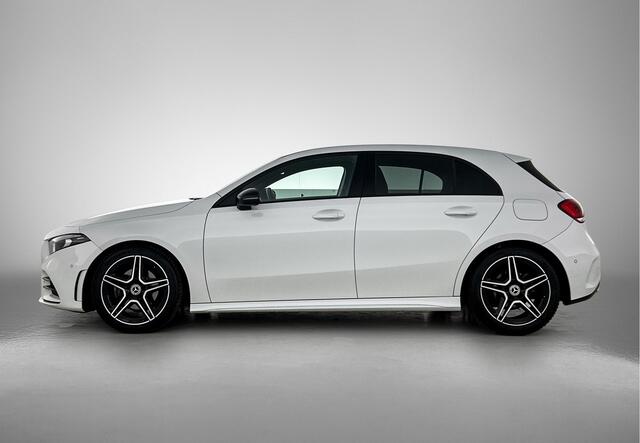 Mercedes-Benz A-KLASSE 180 Business Solution AMG Lichtmetalen velgen | Navigatie | MBUX wide screen | Parking support | Inclusief 24 maanden MB Certified garantie voor Europa.