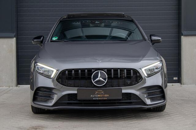 Mercedes-Benz A-KLASSE 180 Edition AMG Line Pano Camera Burmester Stoelverwarming LED