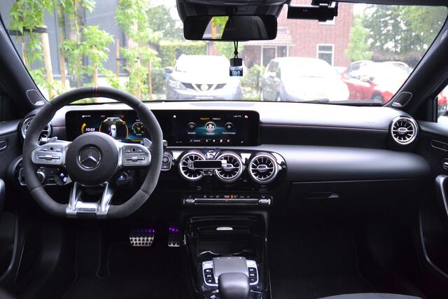 Mercedes-Benz A-KLASSE AMG 35 4MATIC Edition 1 Pano | Burmester | Schaalstoelen | A45 Spoiler | origineel matte lak!