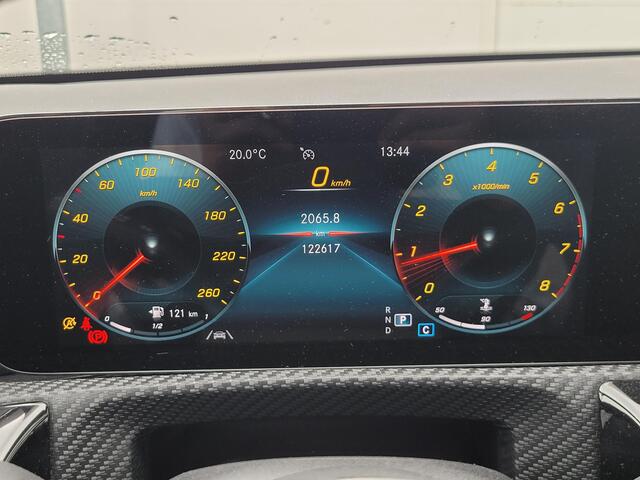 Mercedes-Benz A-KLASSE 180 Business Line | Automaat | Leder | Navigatie | Camera | Stoelverwarming