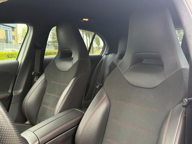 Mercedes-Benz A-KLASSE 180 Business Solution AMG l Automaat l Camera l Tempomaat l Stoelverwarming l Led High Perfromance I Zit comfort pakket l Smartphone integratie pakket l