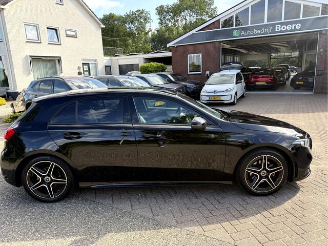 Mercedes-Benz A-KLASSE 180 Business AMG Camera, Sfeerverlichting, Stoelverwarming