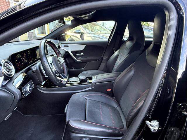 Mercedes-Benz A-KLASSE 180 Business AMG Camera, Sfeerverlichting, Stoelverwarming