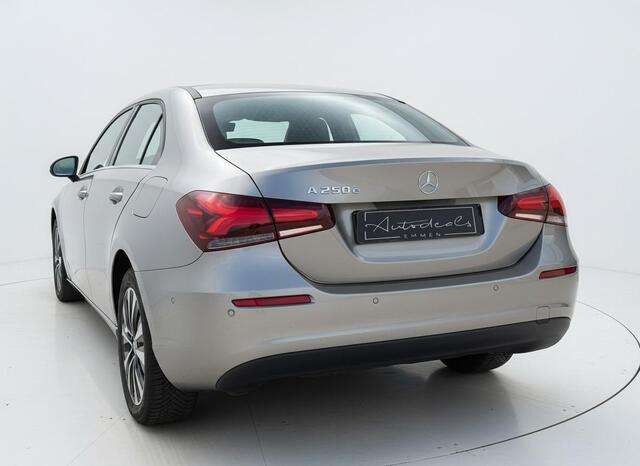 Mercedes-Benz A-KLASSE 250 e sfeerverlichting