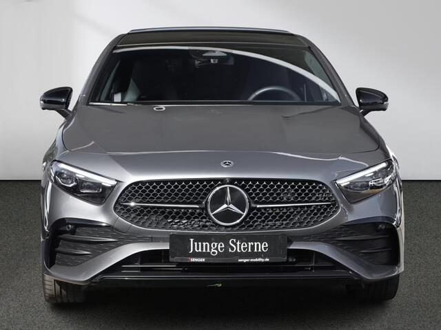 Mercedes-Benz A-KLASSE 250e AMG ** NIGHT, MBUX+, PANO, MEMO, DISTR, 2-Zone CLIMA, 19-inch LMV, ** 1e EIG - UNFALLFREI ** ** INFORMEER OOK NAAR ONZE AANTREKKELIJKE FINANCIAL-LEASE TARIEVEN **