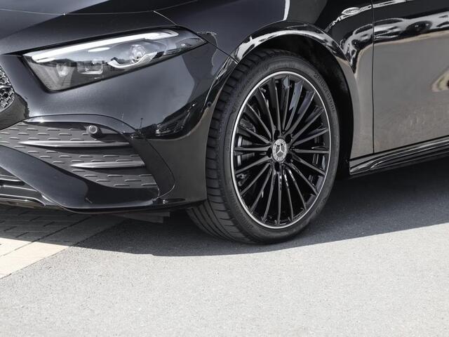 Mercedes-Benz A-KLASSE 250e AMG ** NIGHT, MBUX+, PANO, MEMO, DISTR, 2-Zone CLIMA, 19-inch LMV, ** 1e EIG - UNFALLFREI ** ** INFORMEER OOK NAAR ONZE AANTREKKELIJKE FINANCIAL-LEASE TARIEVEN **