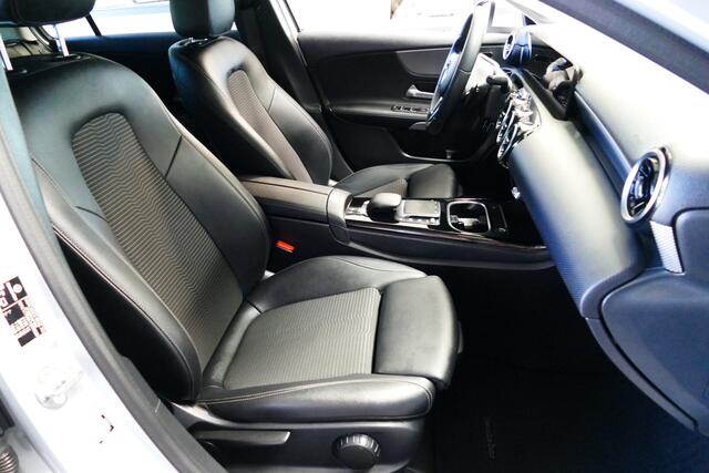 Mercedes-Benz A-KLASSE 250 e Carplay/Android, Navi, Clima, StoelVerw, Full Led, Haak 1600kg