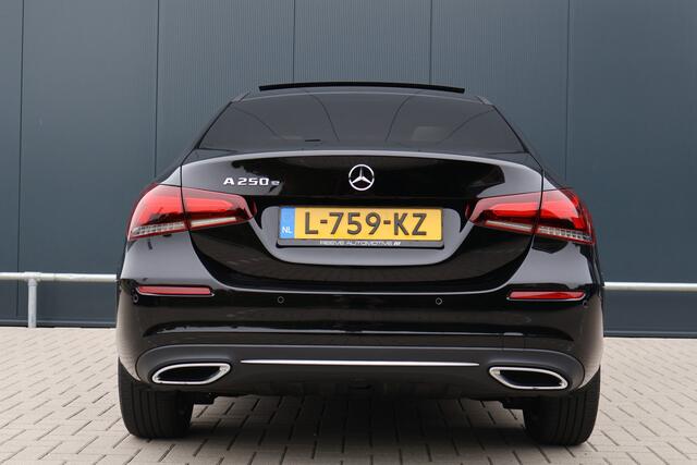 Mercedes-Benz A-KLASSE 250 e Business Solution Luxury Limited Sfeer | Pano | Trekhaak | Camera | Adapt. Cruise | Leer | Full Options