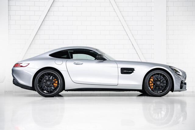 Mercedes-Benz AMG-GT 4.0 Premium | Exclusive interior | Achteras besturing | Keramische Remmen |