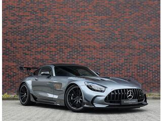 mercedes-benz-amg-gt-4.0-black-seri