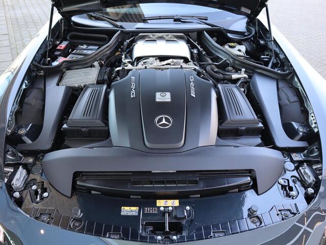 Mercedes-Benz AMG-GT Roadster 4.0 C