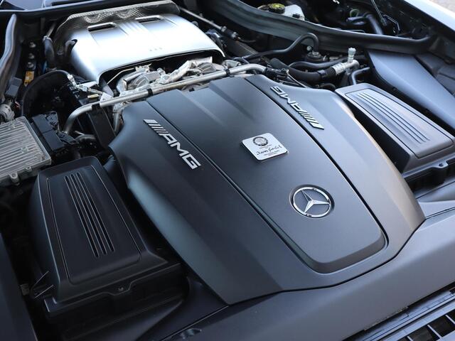 Mercedes-Benz AMG-GT Roadster 4.0 C