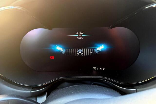 Mercedes-Benz AMG-GT R Roadster 430kW/585pk DKG7 1/750! DISTRONIC PLUS + VIRTUAL COCKPIT + BURMESTER 3D SOUND + CAMERA + BLIS + + STOELVERWARMING + AIRSCARF + MBUX NAVIGATIE + ACHTERASBESTURING + HOMELINK + PARKSENSOREN + 19"/20" LM-VELGEN!