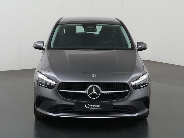 Mercedes-Benz B-KLASSE 250 e Business Line | Apple carplay | Verwarmd stuur | Elektrische achterklep |