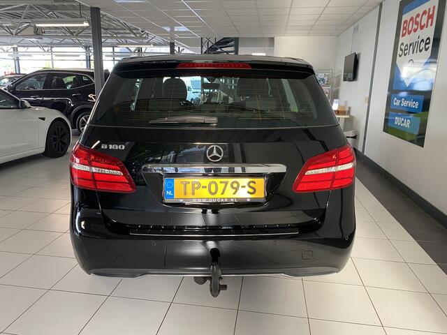 Mercedes-Benz B-KLASSE 180 Business Trekhaak /stoelverwarming /Navigatie
