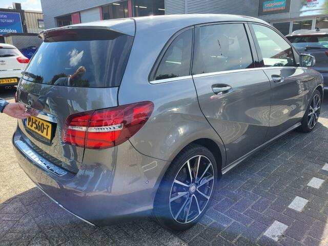 Mercedes-Benz B-KLASSE 180 Activity Edition