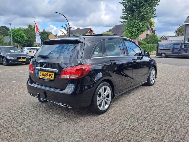 Mercedes-Benz B-KLASSE 180 Business